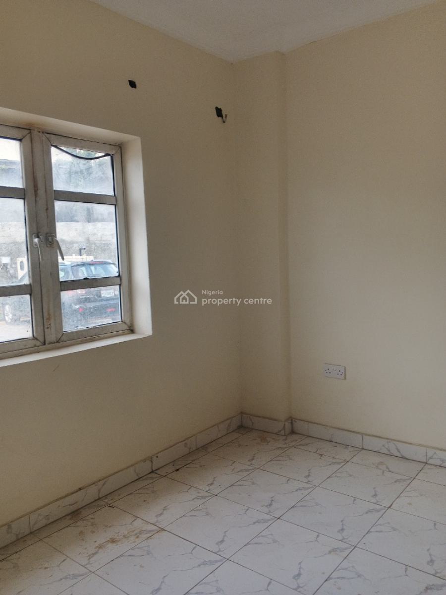 Luxury Three Bedroom Apartment Available in a Highbrow Area, Alagomeji, Yaba, Lagos, Flat / Apartment for Sale