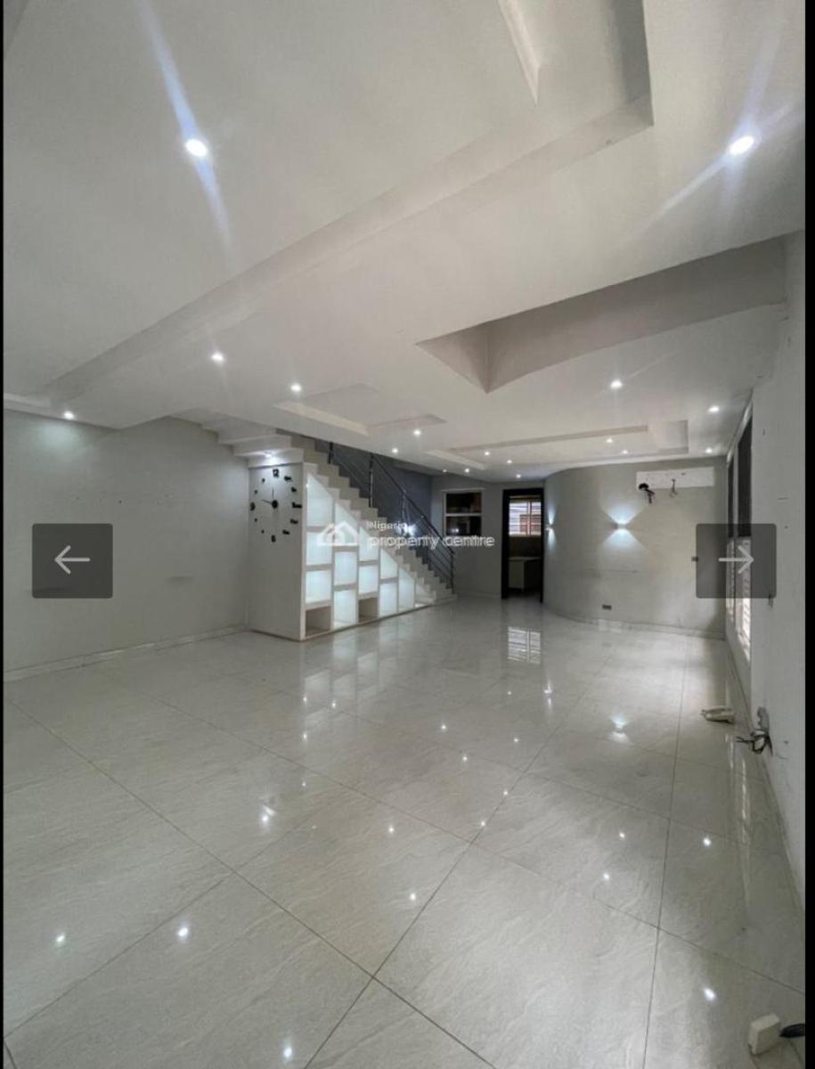 Standard 5 Bedroom Semi-detached, Osapa, Lekki, Lagos, Semi-detached Duplex for Sale