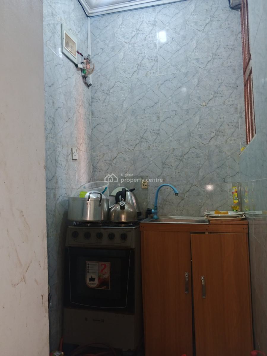 Executive Studio Apartment, Alagomeji, Yaba, Lagos, Self Contain (single Rooms) for Rent
