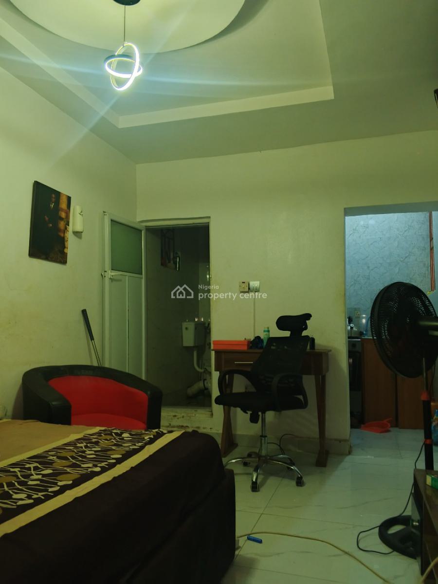 Executive Studio Apartment, Alagomeji, Yaba, Lagos, Self Contain (single Rooms) for Rent