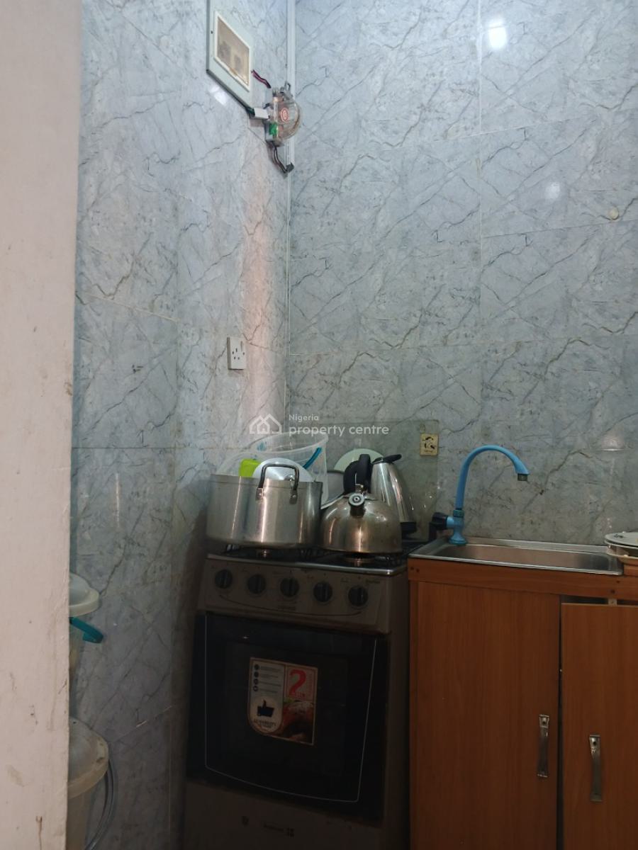 Executive Studio Apartment, Alagomeji, Yaba, Lagos, Self Contain (single Rooms) for Rent