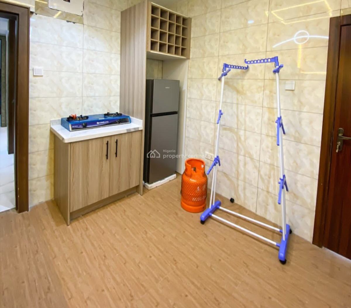 Furnished  Studio Apartment with Fully Fitted Kitchen, Lekki Phase 1, Lekki, Lagos, Flat / Apartment for Rent