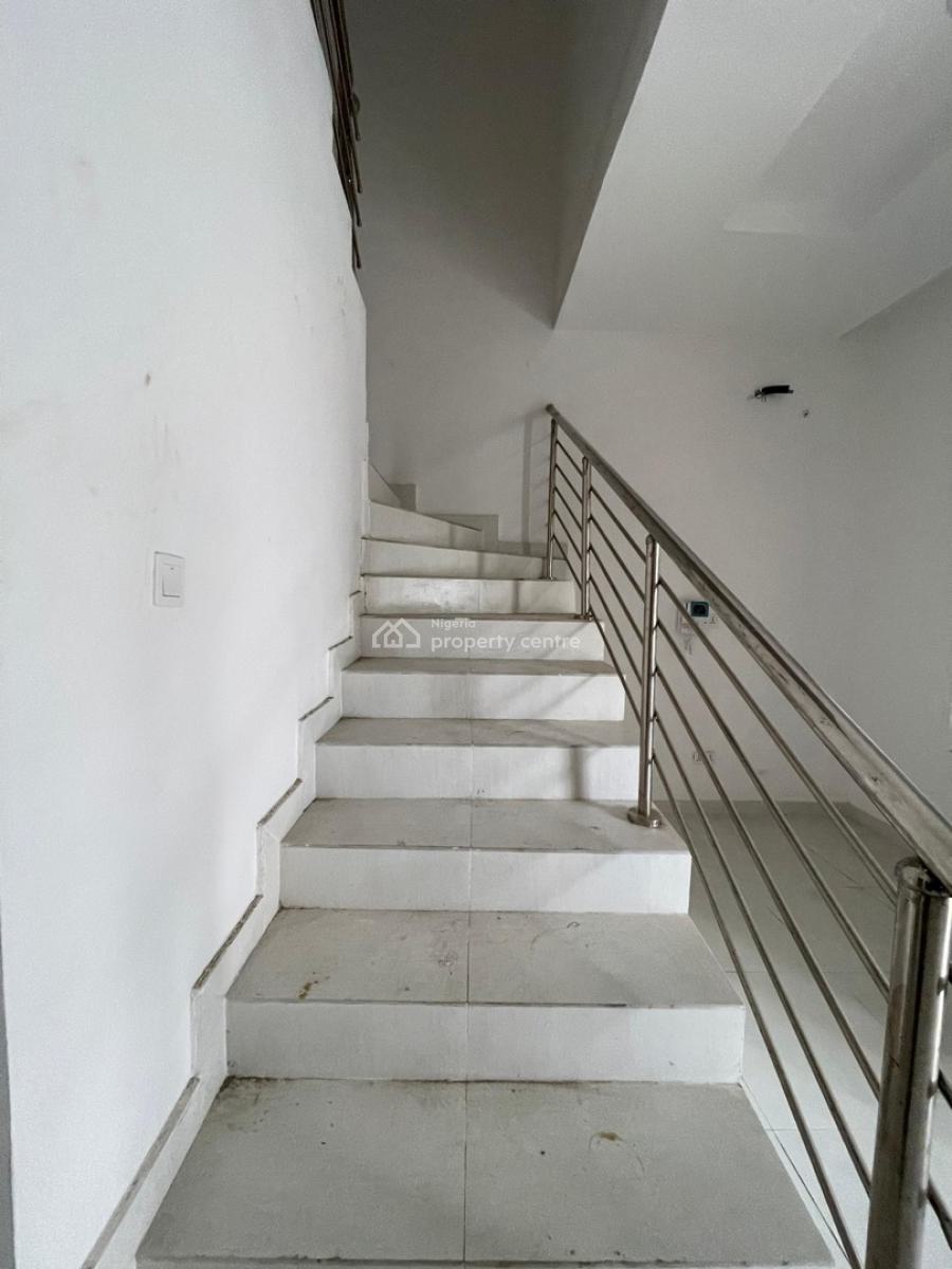 Spacious 4 Bedroom Terrace Duplex, Vgc, Lekki, Lagos, Terraced Duplex for Sale