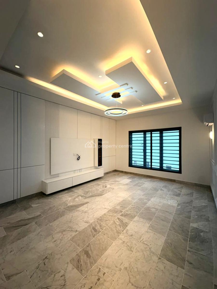 Contemporary 8 Bedroom Fully Detached Duplex with Bq, Wuse, Abuja, Detached Duplex for Sale