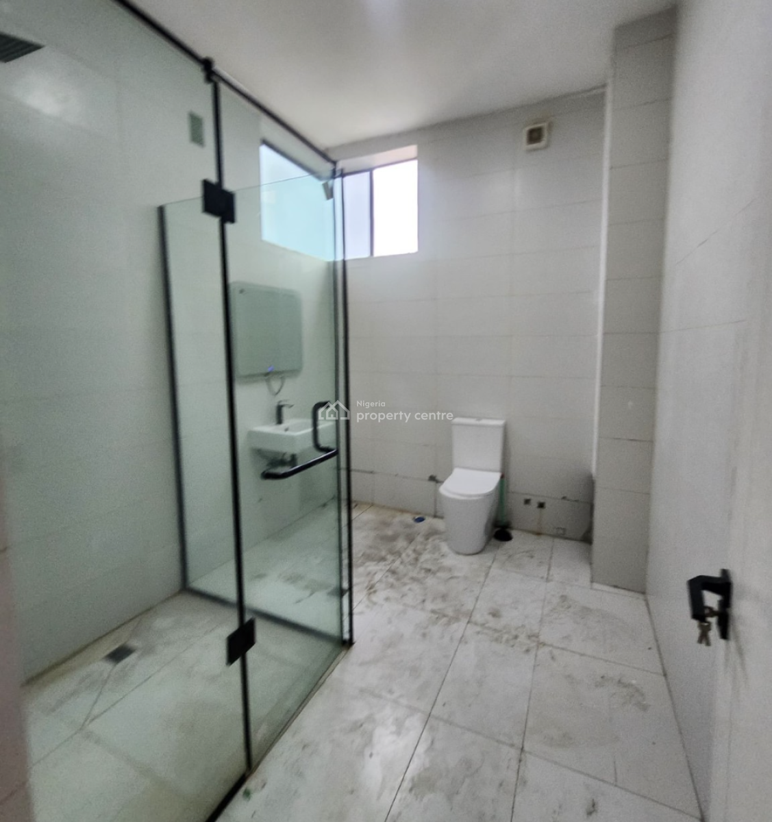 Well Maintained Mini Flat Apartment, Lekki Phase 1, Lekki Phase 1, Lekki, Lagos, Flat / Apartment for Rent