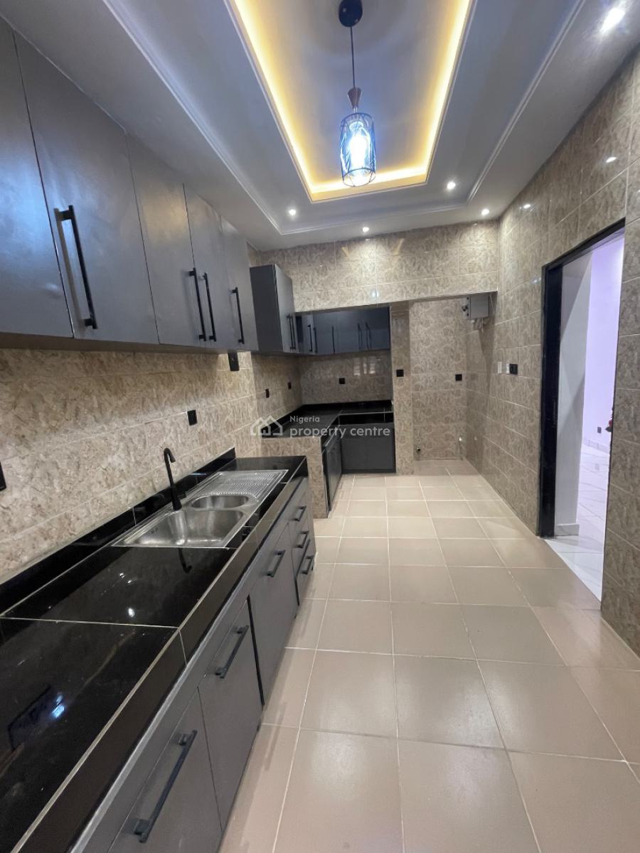 a Well Built 3 Bedroom Flat, Thomas Estate, Ajah, Lagos, Flat / Apartment for Rent