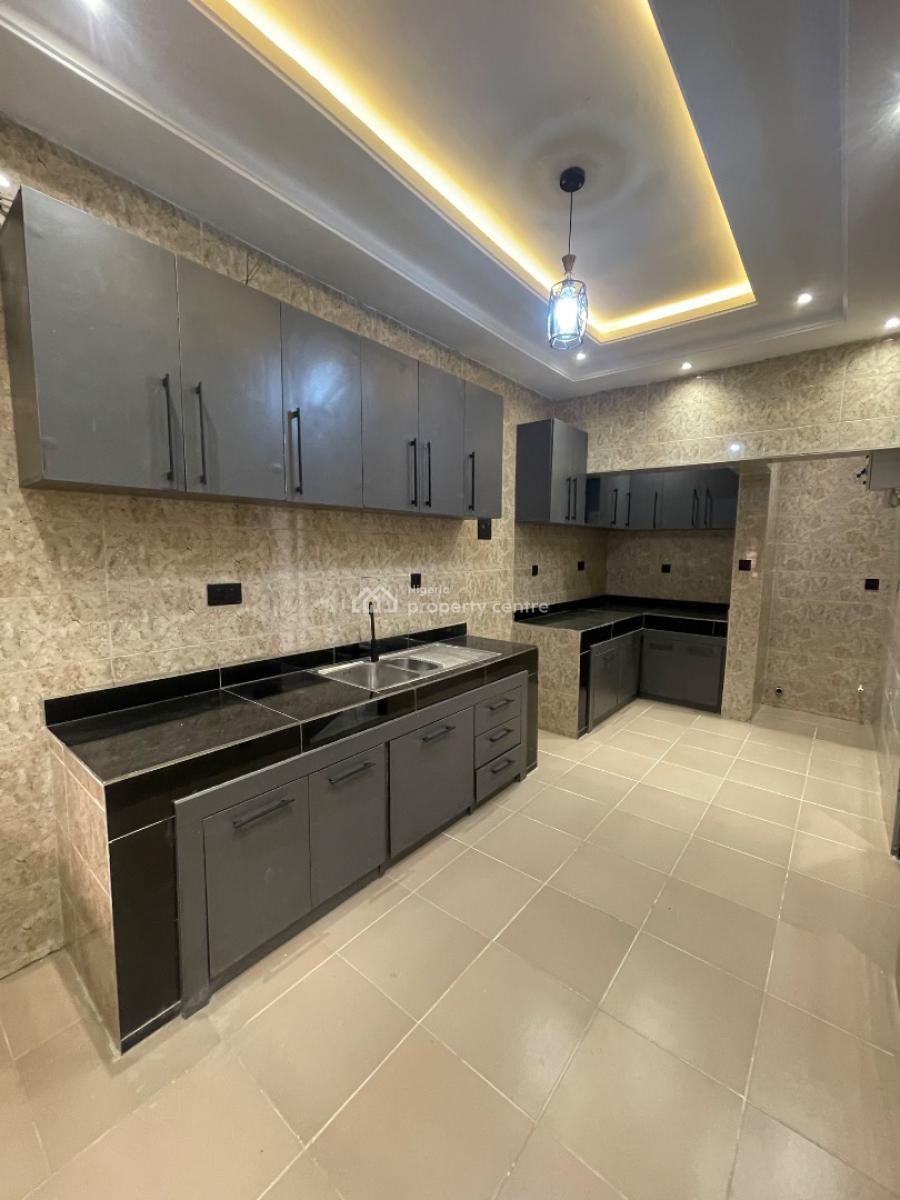 a Well Built 3 Bedroom Flat, Thomas Estate, Ajah, Lagos, Flat / Apartment for Rent