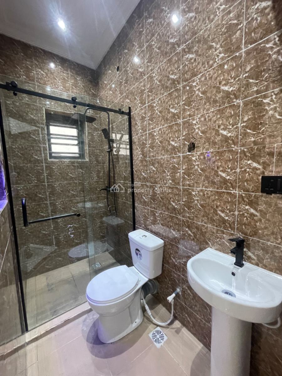 a Well Built 3 Bedroom Flat, Thomas Estate, Ajah, Lagos, Flat / Apartment for Rent