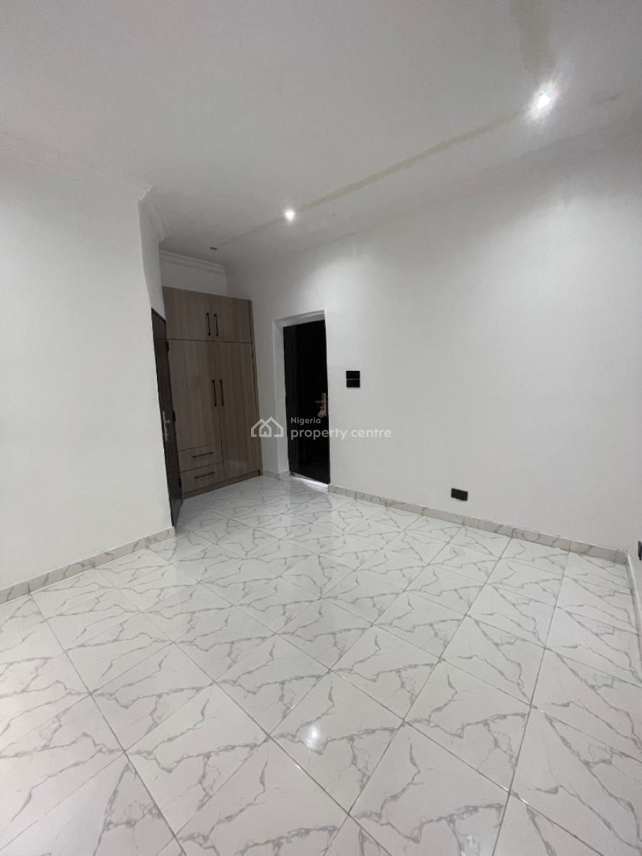 a Well Built 3 Bedroom Flat, Thomas Estate, Ajah, Lagos, Flat / Apartment for Rent
