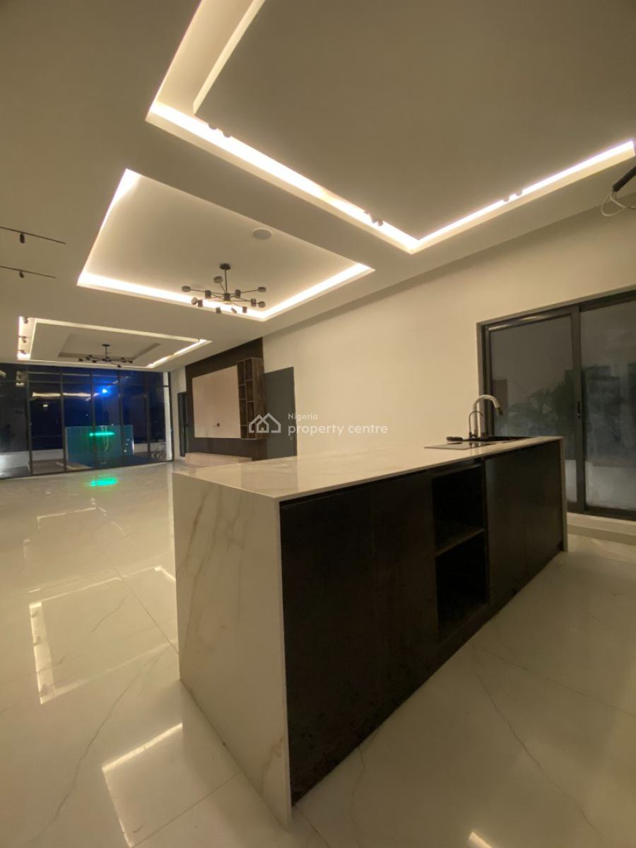 Exceptional 5-bedroom Luxury Waterfront Home, Palm Springs Road, Lekki, Lagos, Semi-detached Duplex for Sale