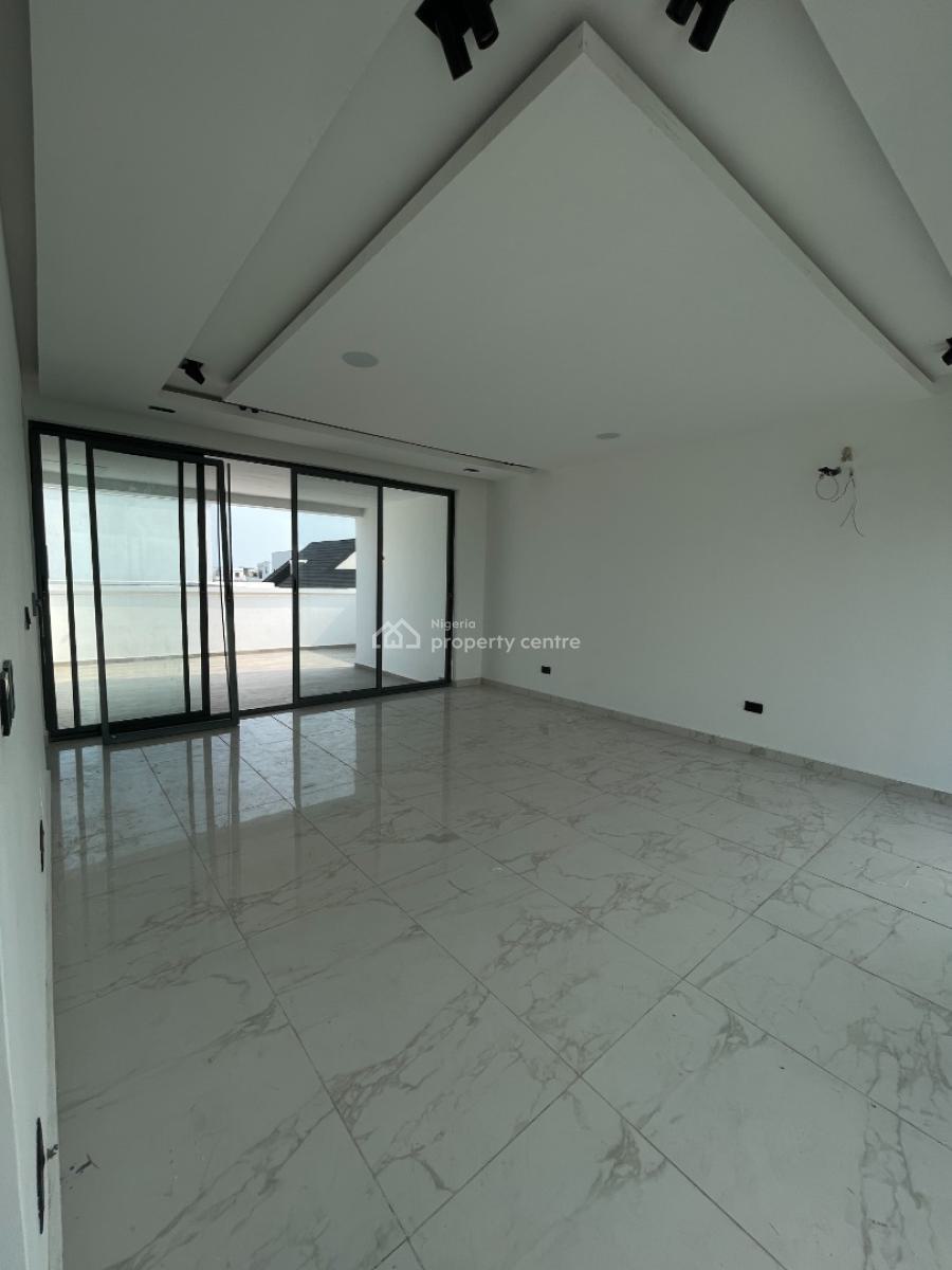 Exceptional 5-bedroom Luxury Waterfront Home, Palm Springs Road, Lekki, Lagos, Semi-detached Duplex for Sale