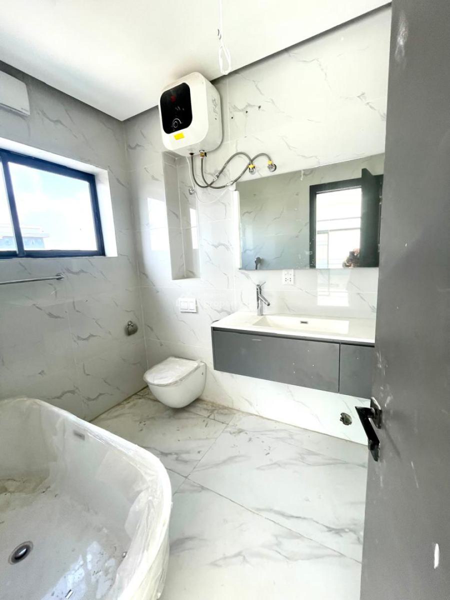 4 Bedrooms Semi Detached House with 2rms Bq, Banana Island, Ikoyi, Lagos, Semi-detached Duplex for Sale