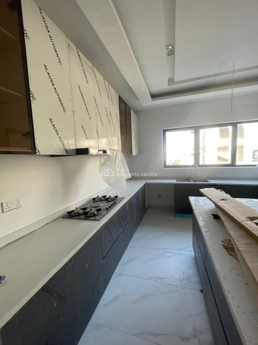 4 Bedrooms Semi Detached House with 2rms Bq, Banana Island, Ikoyi, Lagos, Semi-detached Duplex for Sale