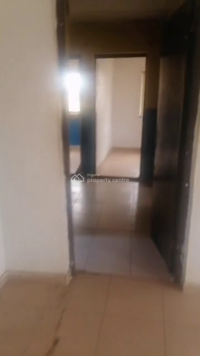 Luxury 3 Bedroom Flat, Abesan, Ipaja, Lagos, Flat / Apartment for Sale