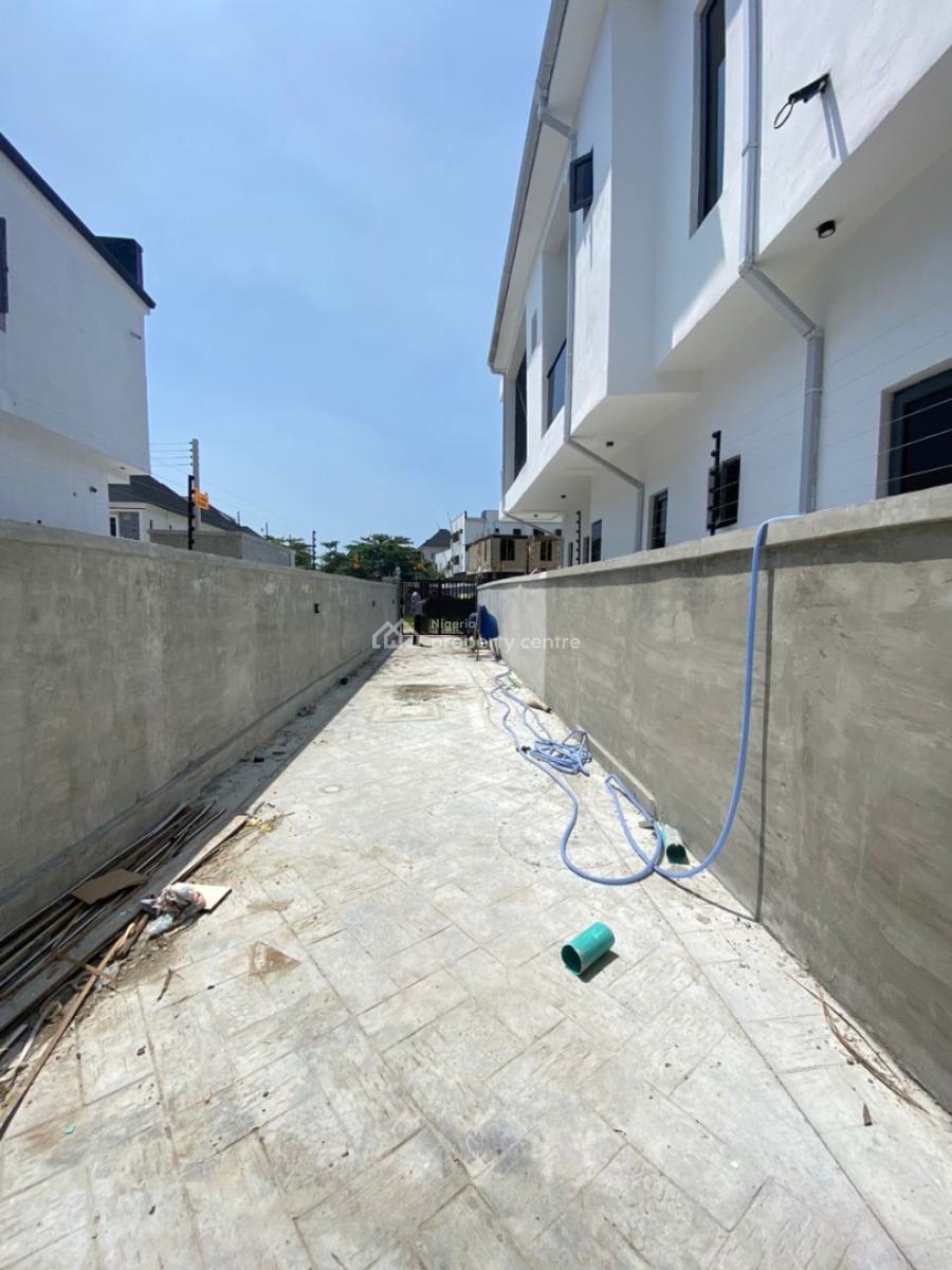 Brand New 4 Bedroom Semidetached Duplex with Bq, Ologolo, Lekki, Lagos, Semi-detached Duplex for Sale