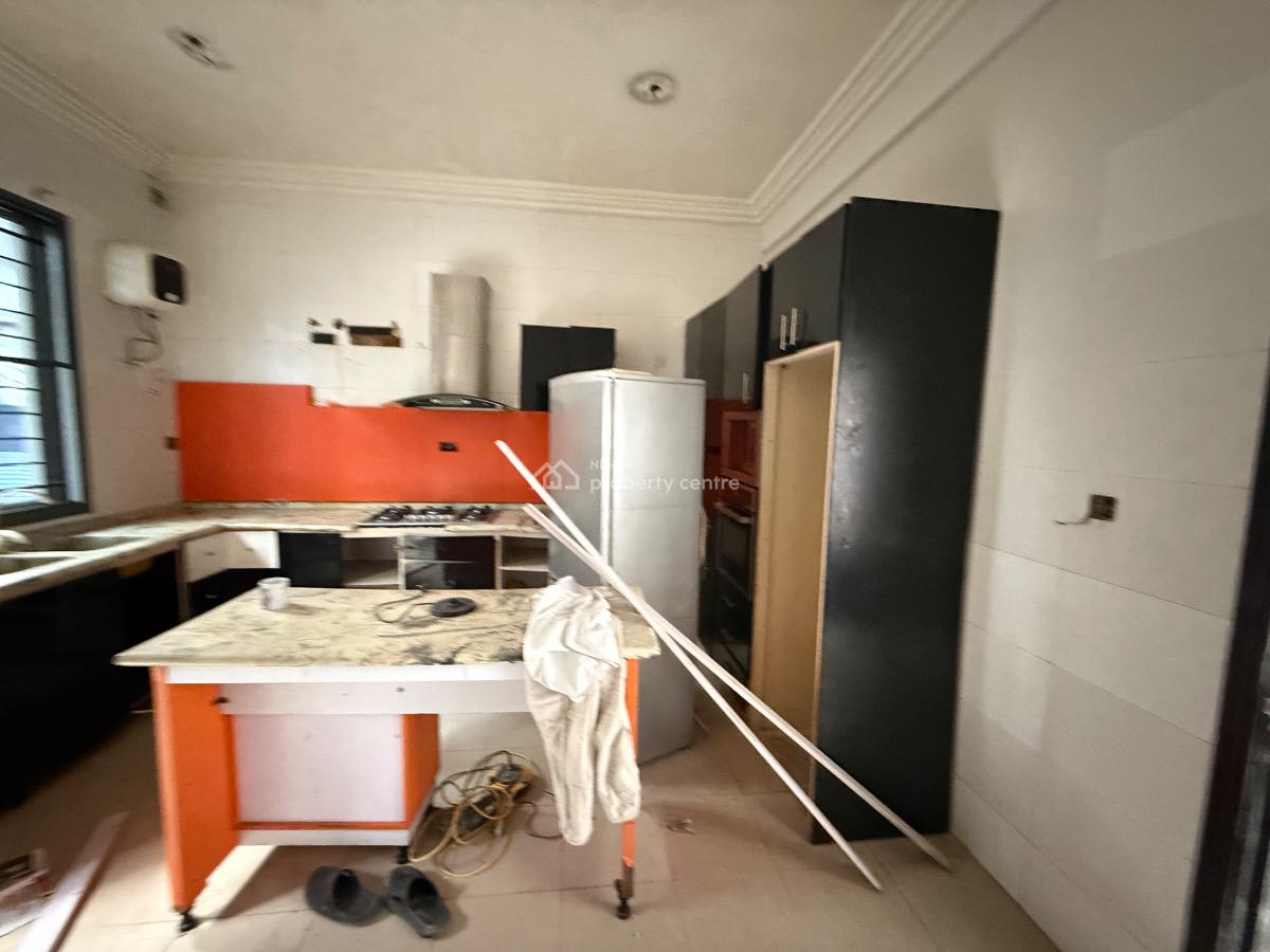 4 Bedrooms Semi Detached Duplex, Off Admiralty Road, Lekki Phase 1, Lekki, Lagos, Semi-detached Duplex for Sale