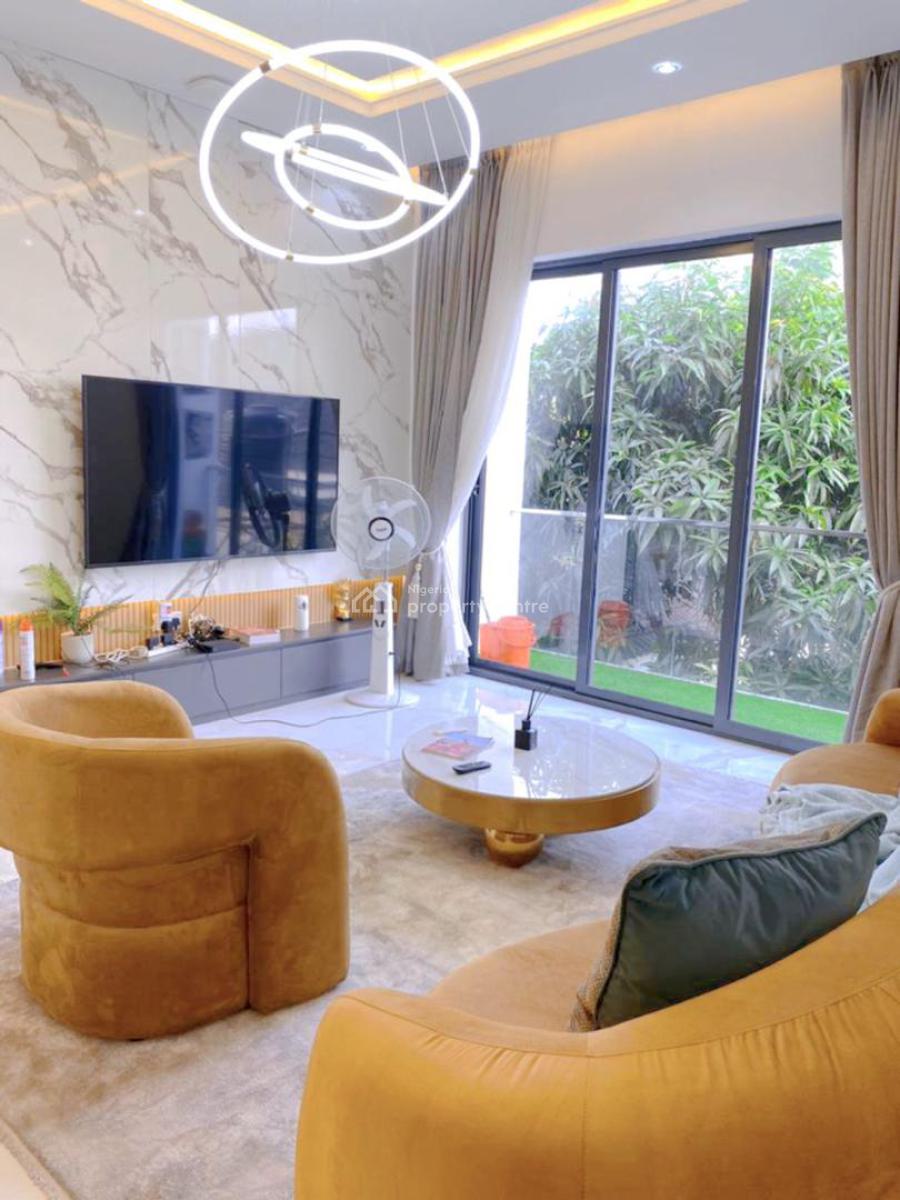 Luxurious One Bedroom Apartment, Off Admiralty Road, Lekki Phase 1, Lekki, Lagos, Mini Flat (room and Parlour) Short Let