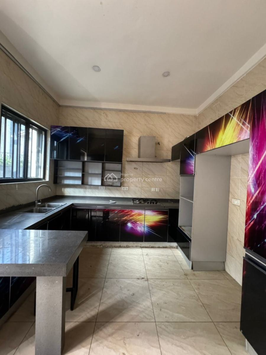 4-bedroom Terrace Apartment with Bq, Lekki Phase 1, Lekki, Lagos, Flat / Apartment for Rent