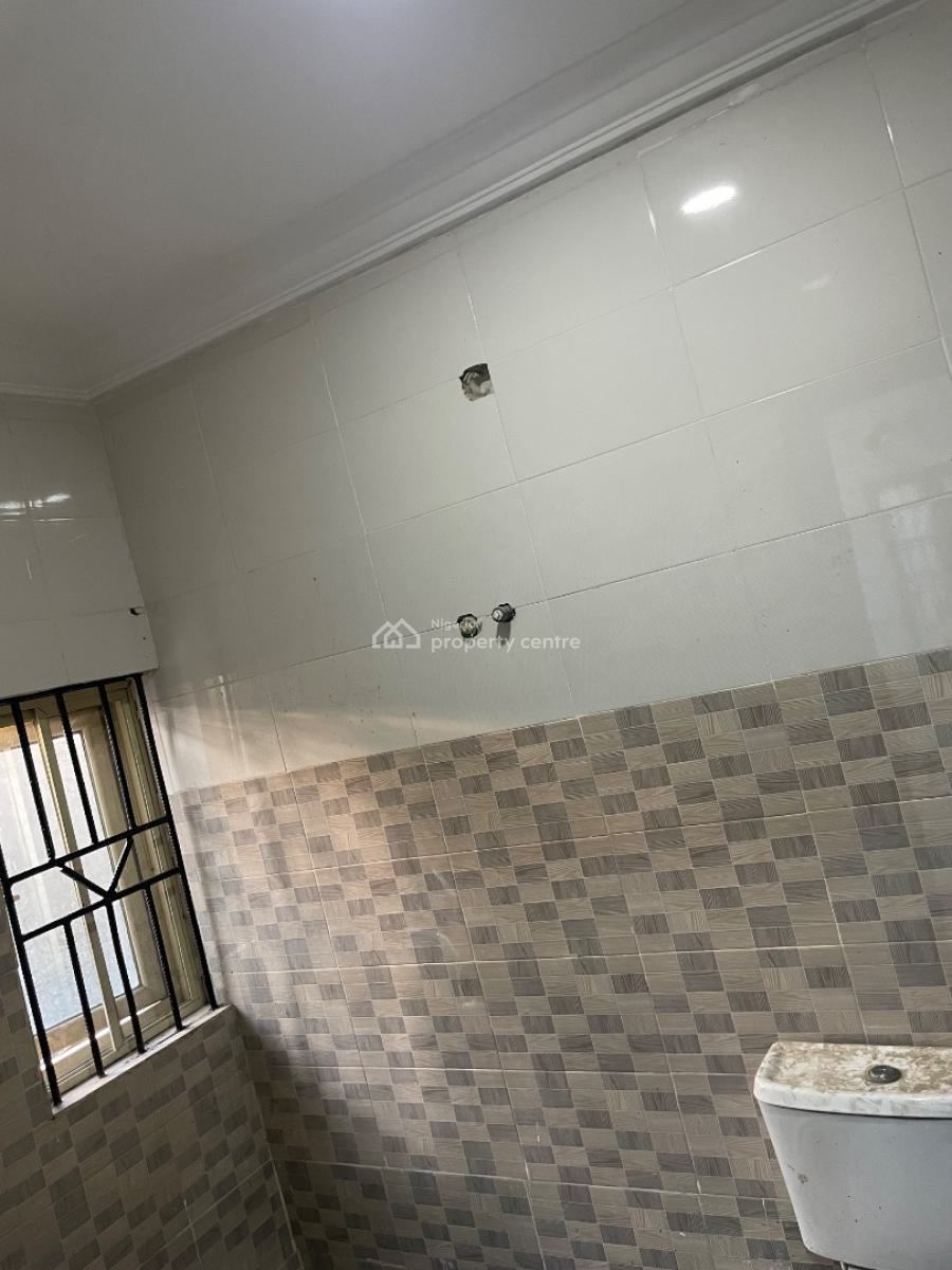 Renovated 2-bedroom Flat on The Ground Floor En-suite Gated, Off Goodluck, Ori-oke, Ogudu, Lagos, Flat / Apartment for Rent