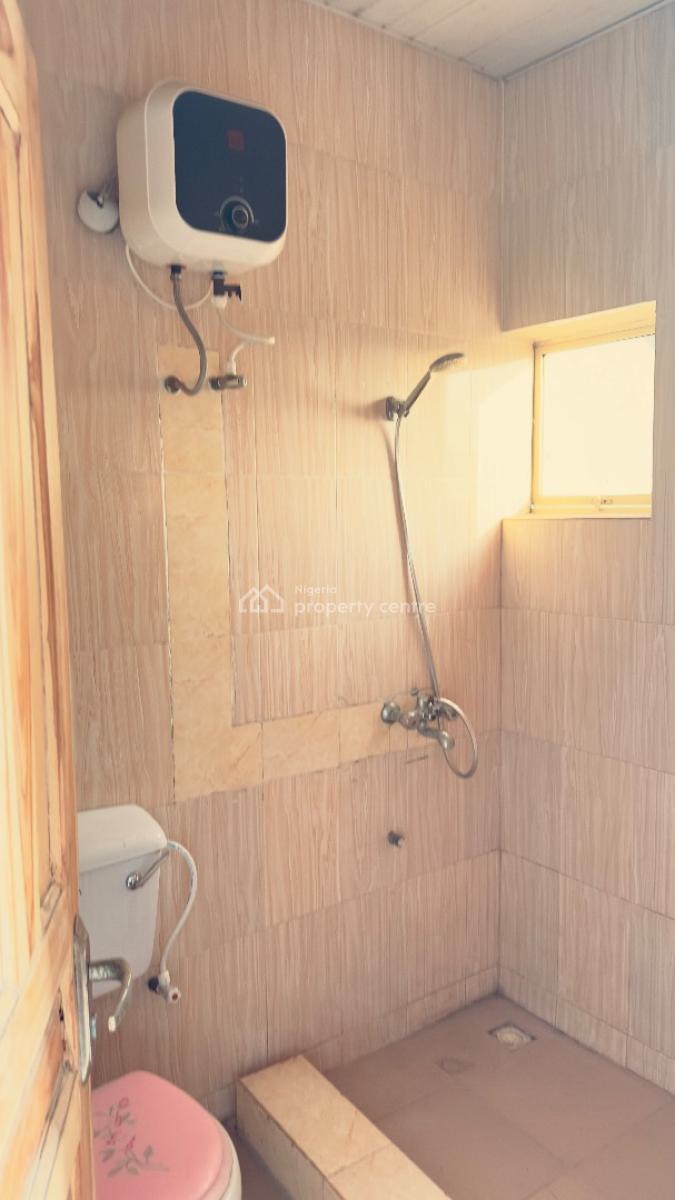 2 Bedroom Apartment in a Secured Neighbourhood, Folarin Street, Gra Phase 1, Magodo, Lagos, Flat / Apartment for Rent