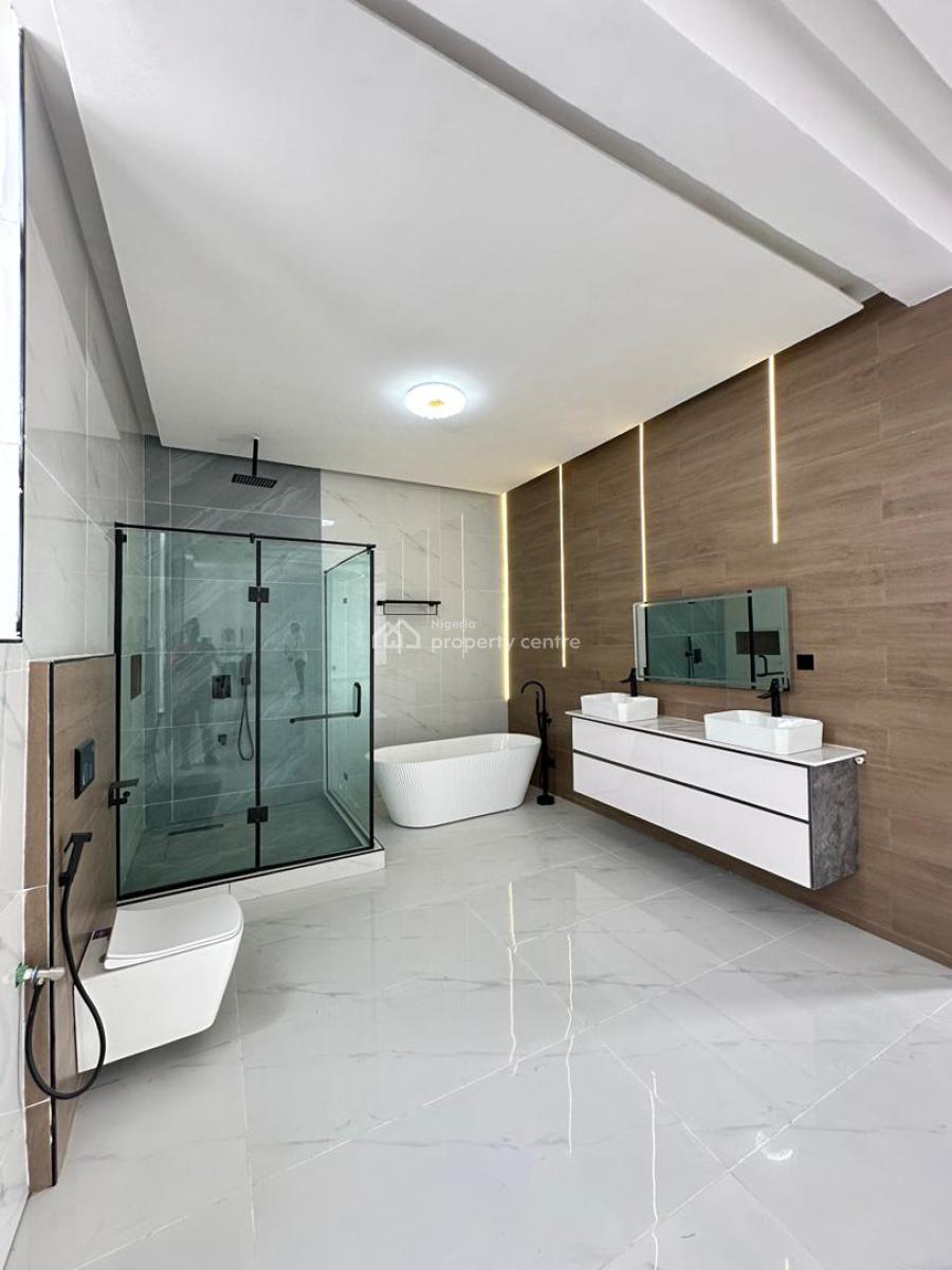 Exquisite Spacious 5 Bedroom Fully Detached Duplex with Bq, Swimming Pool, Chevron, Lekki, Lagos, Detached Duplex for Sale