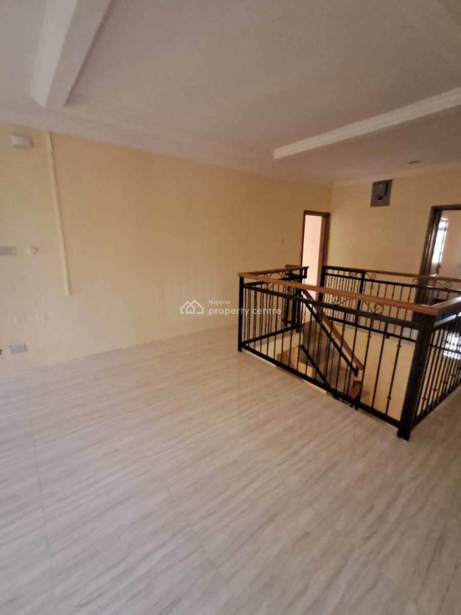 Well Maintained 4-bedroom Duplex with a Room Bq and Gateman House, Magodo Brooks Gra, Magodo, Lagos, Detached Duplex for Rent