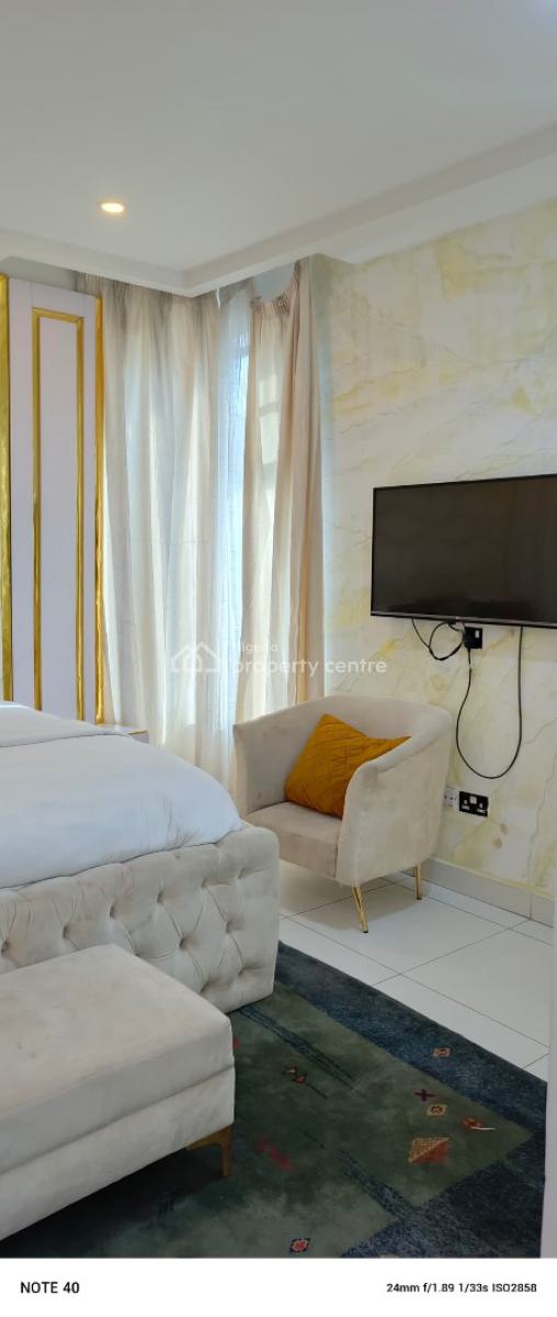 2 Bedroom Apartment with Snooker, Gym and Rooftop Terrace, Kunsela Road, Chisco Ikate, Ikate, Lekki, Lagos, Flat / Apartment Short Let