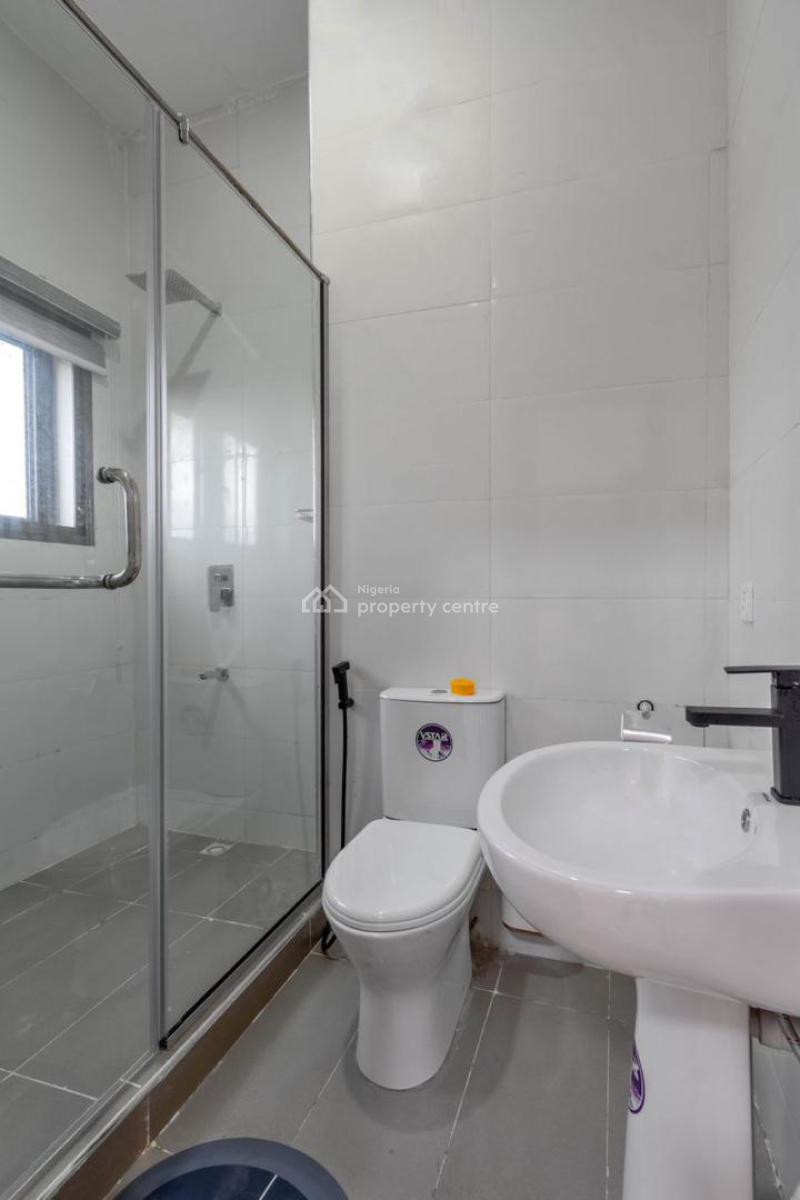 2 Bedroom Airbnb Apartment  with a Pool, Gym, Snooker, Balcony, Lekki Phase 1, Ibeju Lekki, Lagos, Flat / Apartment Short Let