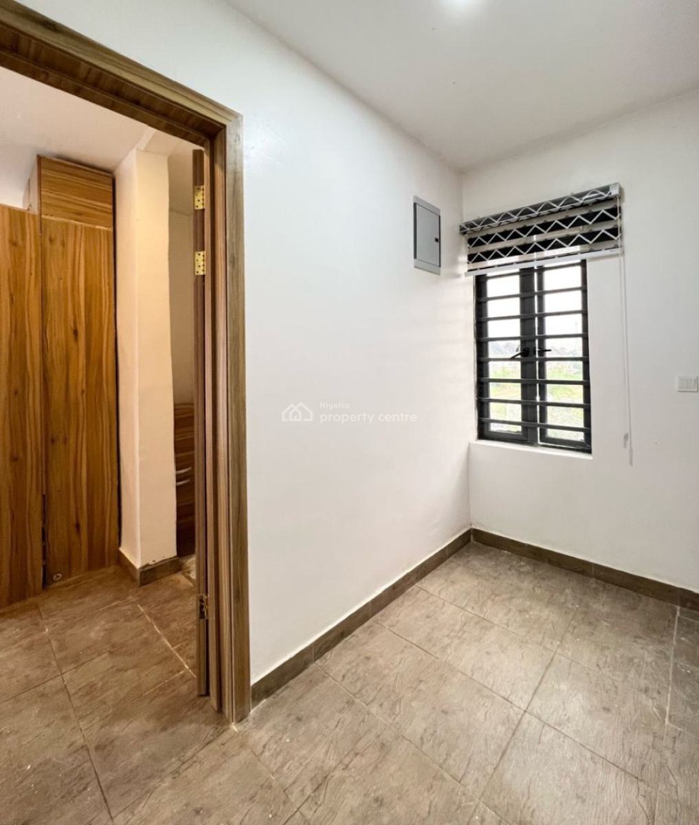 Clean 2 Bedroom Duplex, Westend Estate Road 6, Ikota, Lekki, Lagos, Terraced Duplex for Rent