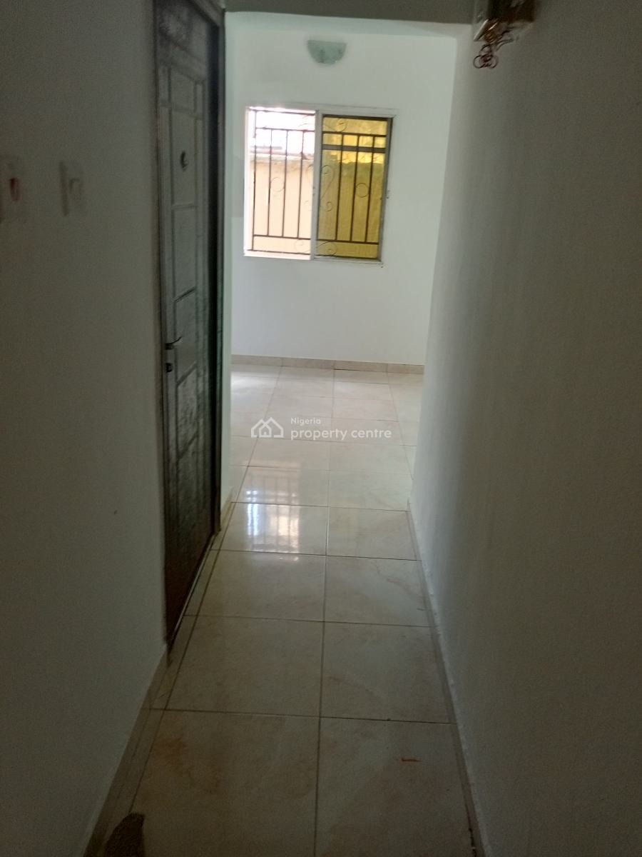 Beautiful Luxurious Mini Flat, Off Mobil Road, Ilaje, Ajah, Lagos, Mini Flat (room and Parlour) for Rent