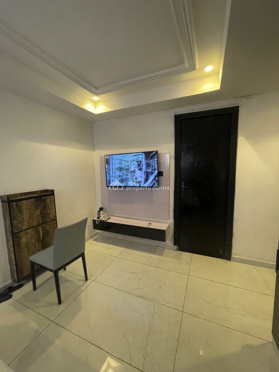 Single Room Self Contain, Chevron, Lekki, Lagos, Self Contain (single Rooms) Short Let