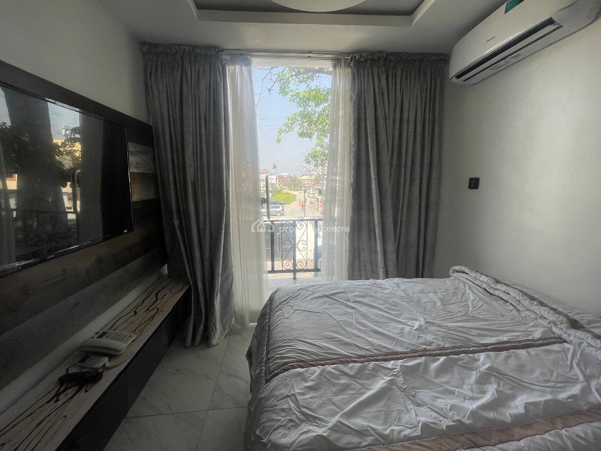 Single Room Self Contain, Chevron, Lekki, Lagos, Self Contain (single Rooms) Short Let