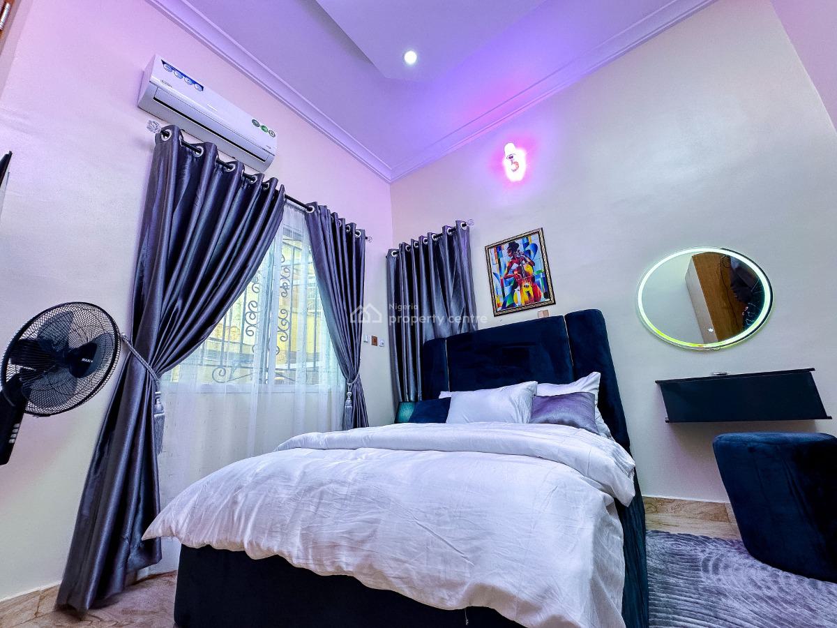 3 Bedroom Flat, Magodo, Gra Phase 2, Magodo, Lagos, Flat / Apartment Short Let