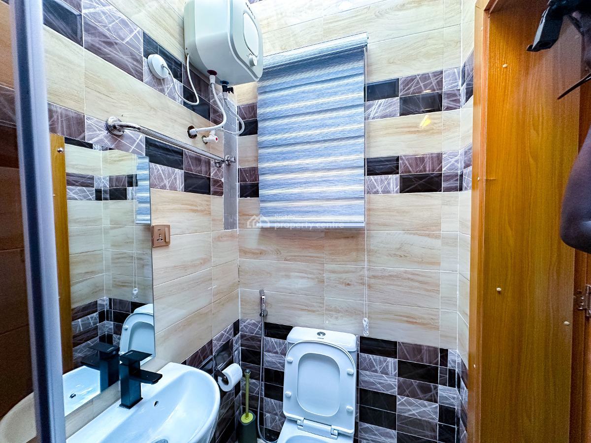 3 Bedroom Flat, Magodo, Gra Phase 2, Magodo, Lagos, Flat / Apartment Short Let