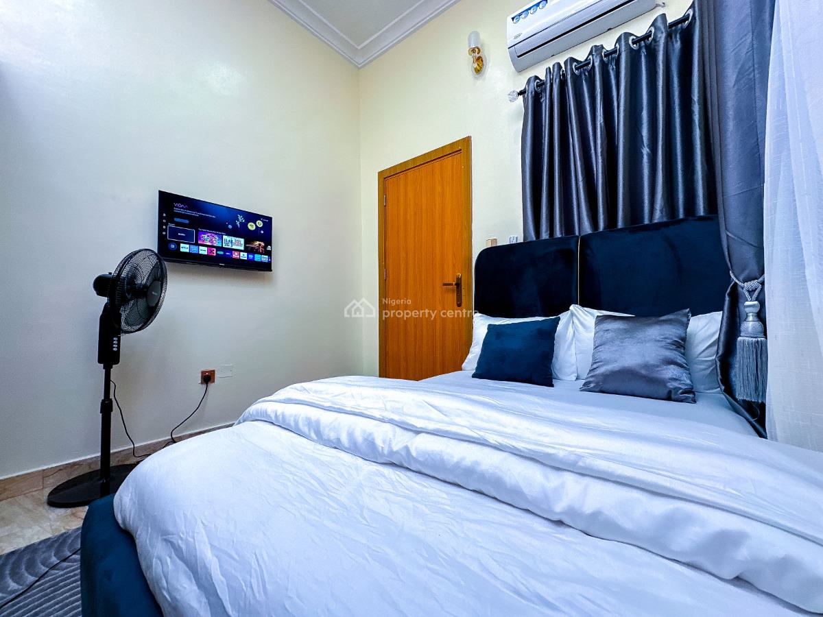 3 Bedroom Flat, Magodo, Gra Phase 2, Magodo, Lagos, Flat / Apartment Short Let