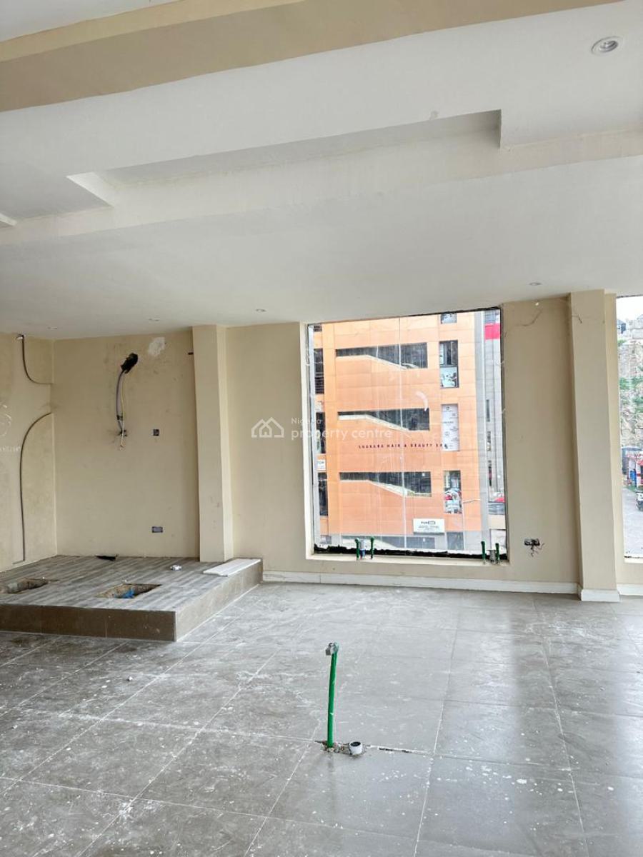 130.94sqm Strategic Shop/office Space, Guzape District, Abuja, Plaza / Complex / Mall for Rent