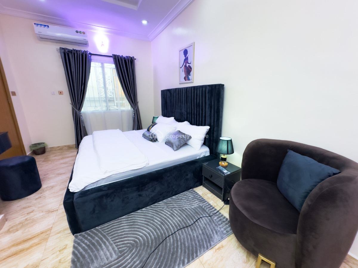 3 Bedroom Flat, Gra Phase 2, Magodo, Lagos, Flat / Apartment Short Let