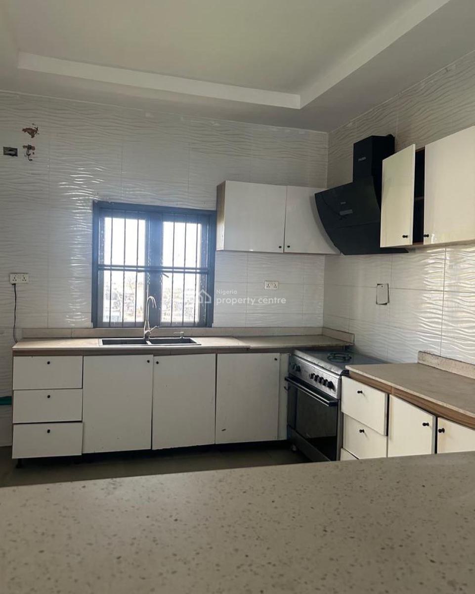 Lovely 2 Bedroom Apartment with Bq, Orchid, Lekki, Lagos, Block of Flats for Sale