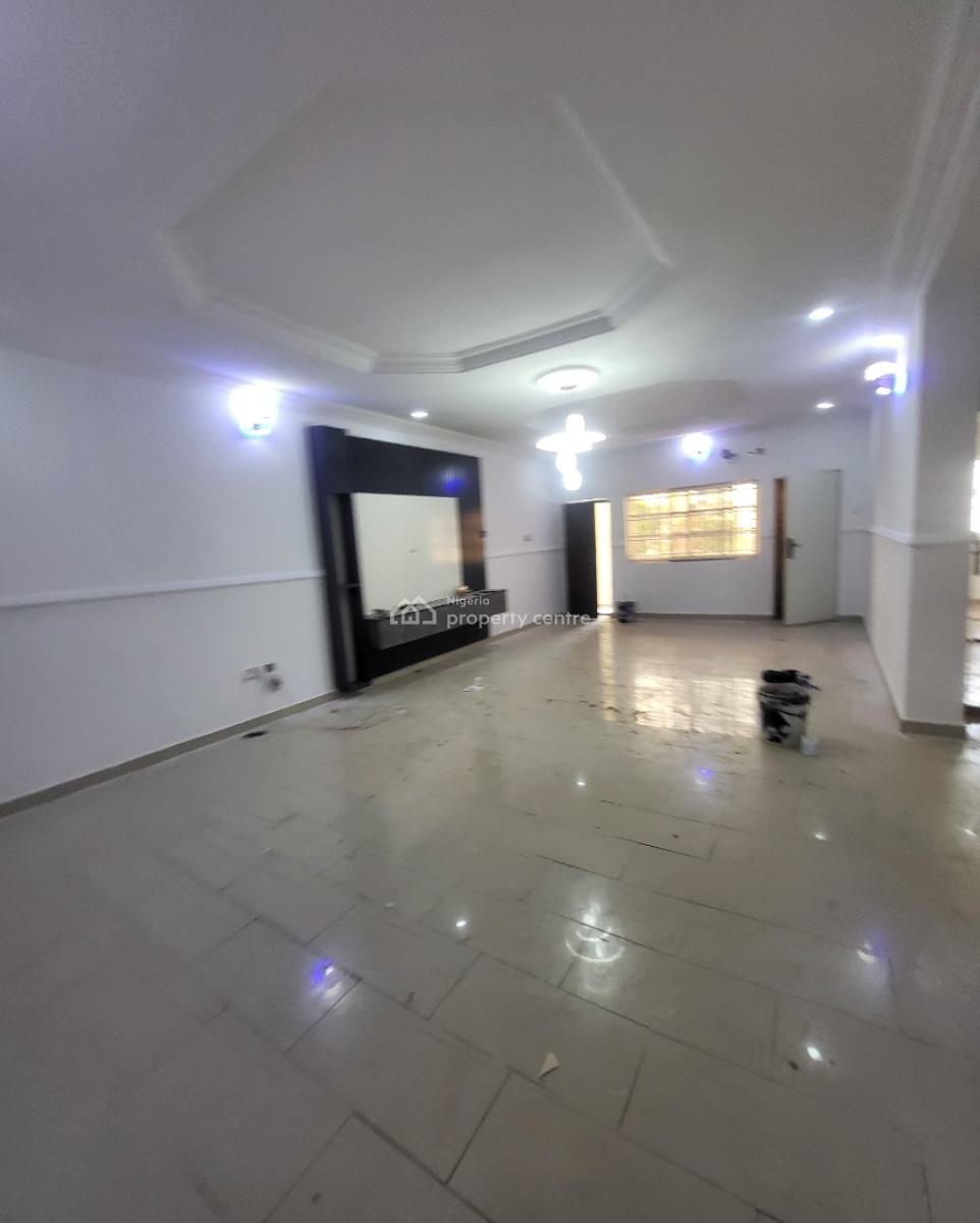 Luxurious Massive 2 Bedroom Flat, By American International School, Durumi, Abuja, Flat / Apartment for Rent