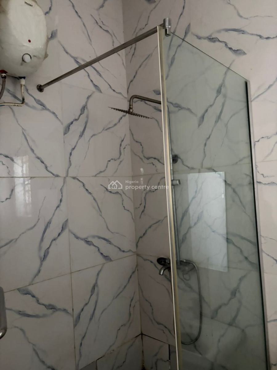 Semi Master Bedroom, Orchid Road, Lekki, Lagos, Self Contain (single Rooms) for Rent