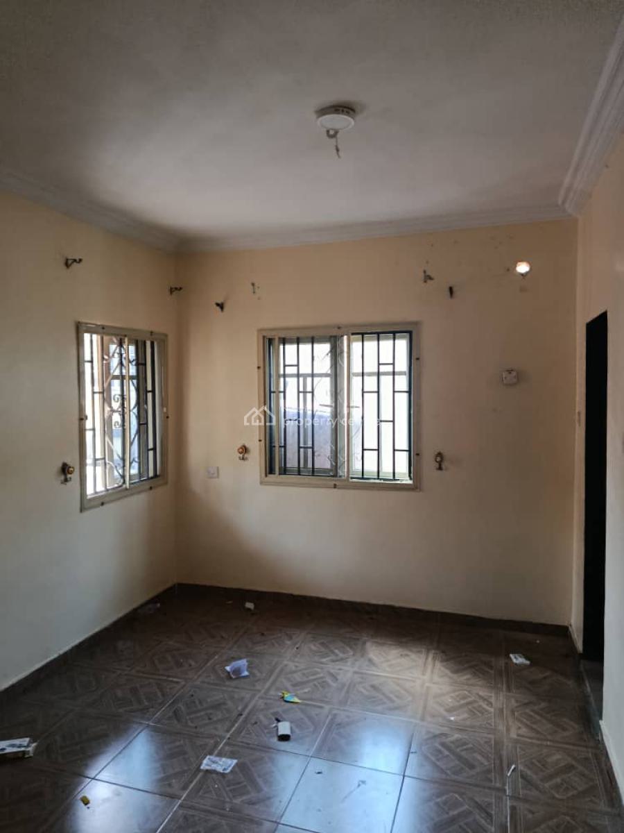 3 Bedroom Flat with Modern Facilities, Abanla, Ologuneru, Ibadan, Oyo, Flat / Apartment for Rent