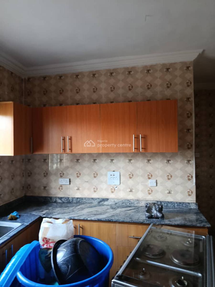 3 Bedroom Flat with Modern Facilities, Abanla, Ologuneru, Ibadan, Oyo, Flat / Apartment for Rent