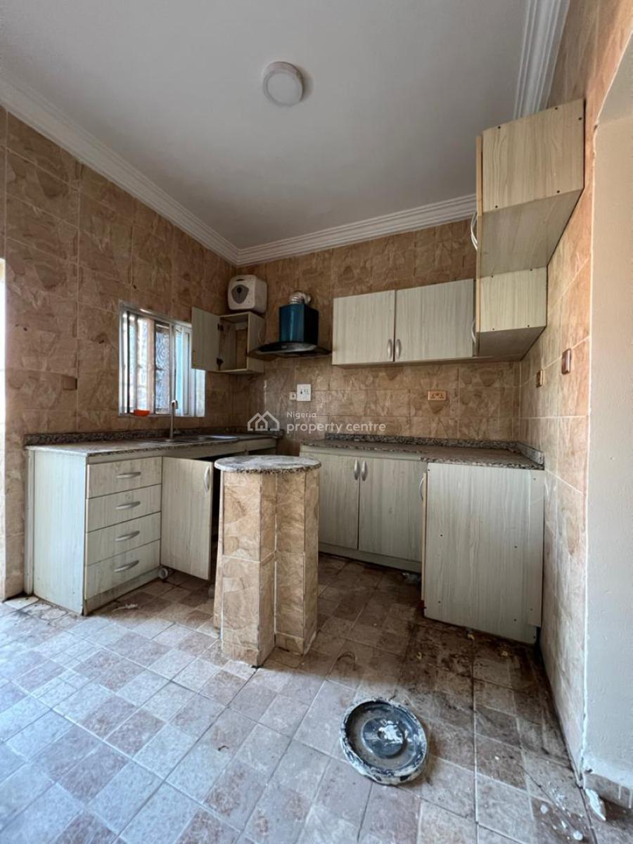 Well Built & Massively Spacious 2 Bedrooms Serviced Apartment, Opposite National Assembly Quarters By Juilus Berger Clinic, Life Camp, Abuja, Flat / Apartment for Sale