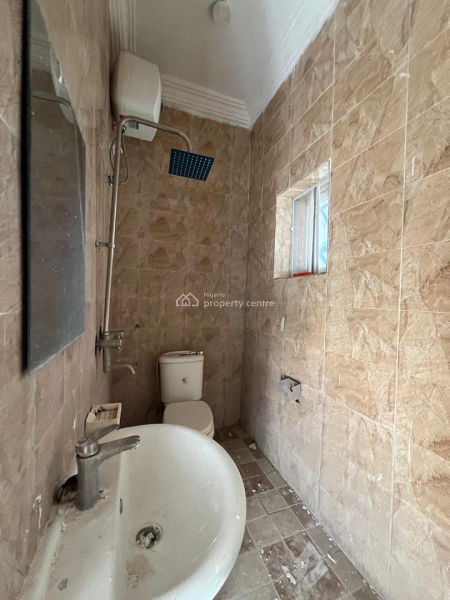 Massively Spacious & Luxurious 3 Bedrooms Apartment, Opp National Assembly Quarters By Berger Clinic, Life Camp, Abuja, Flat / Apartment for Rent