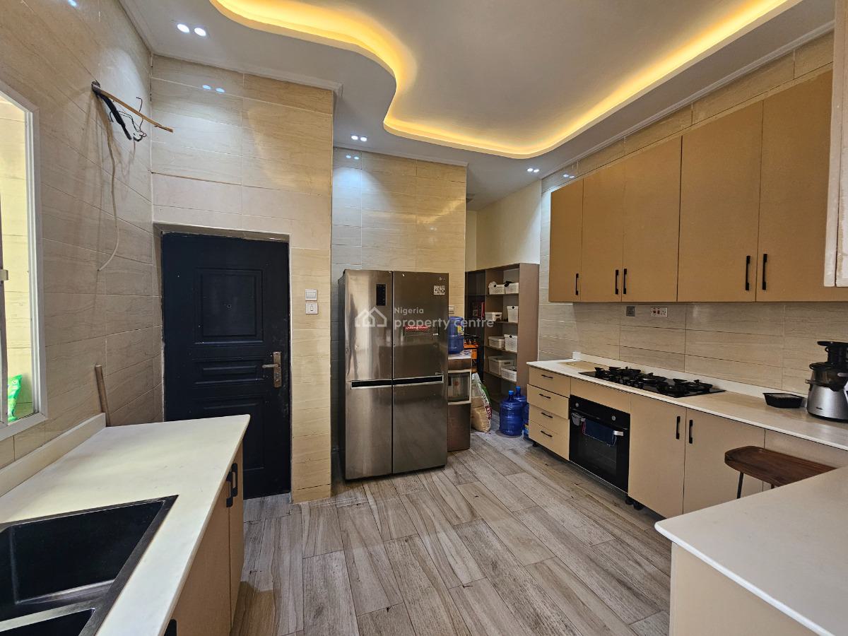 Luxury 3 Bedroom Fully Serviced Flat with Bq, Off Bourdillon Road, Old Ikoyi, Ikoyi, Lagos, Flat / Apartment for Sale