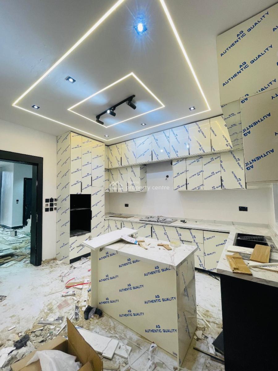 Captivating 5 Bedroom Fully Detached Duplex Plus Bq and Swimming Pool, Executively Crafted Home with Pool and Bq in a Secured Estate, Ologolo, Lekki, Lagos, Detached Duplex for Sale