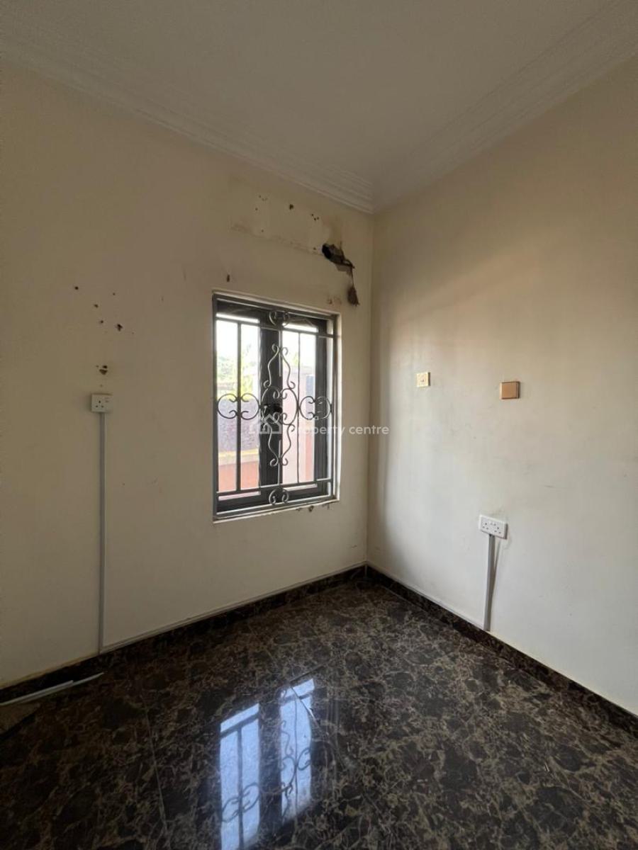 Modern & Well Maintained 4 Bedroom Semi Detached Duplex + Bq, Off Obafemi Awolowo Way, Jabi, Abuja, Office Space for Sale