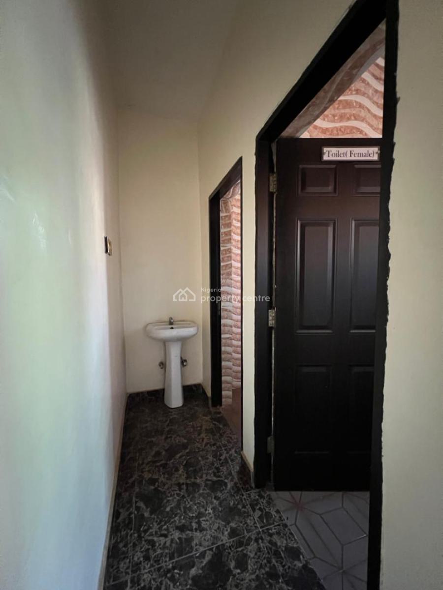Modern & Well Maintained 4 Bedroom Semi Detached Duplex + Bq, Off Obafemi Awolowo Way, Jabi, Abuja, Office Space for Sale
