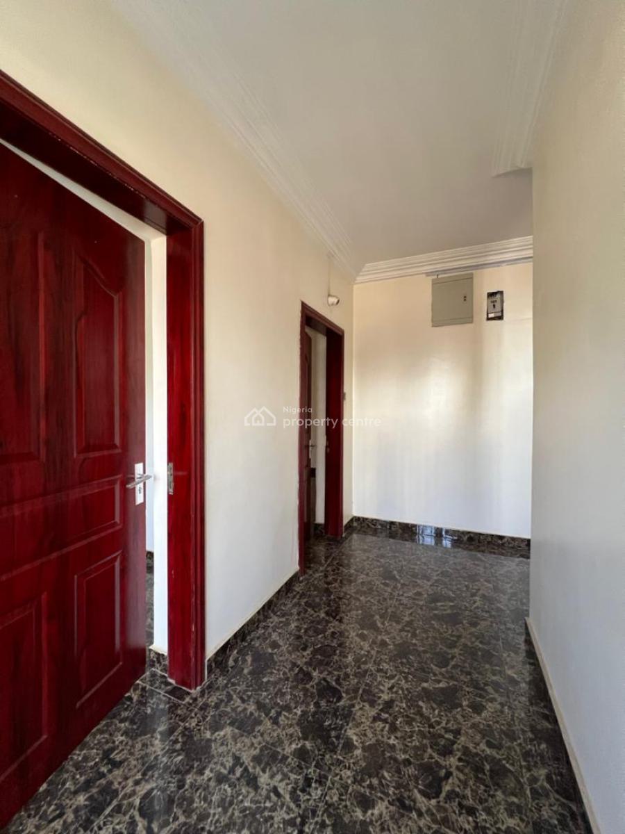 Modern & Well Maintained 4 Bedroom Semi Detached Duplex + Bq, Off Obafemi Awolowo Way, Jabi, Abuja, Office Space for Sale