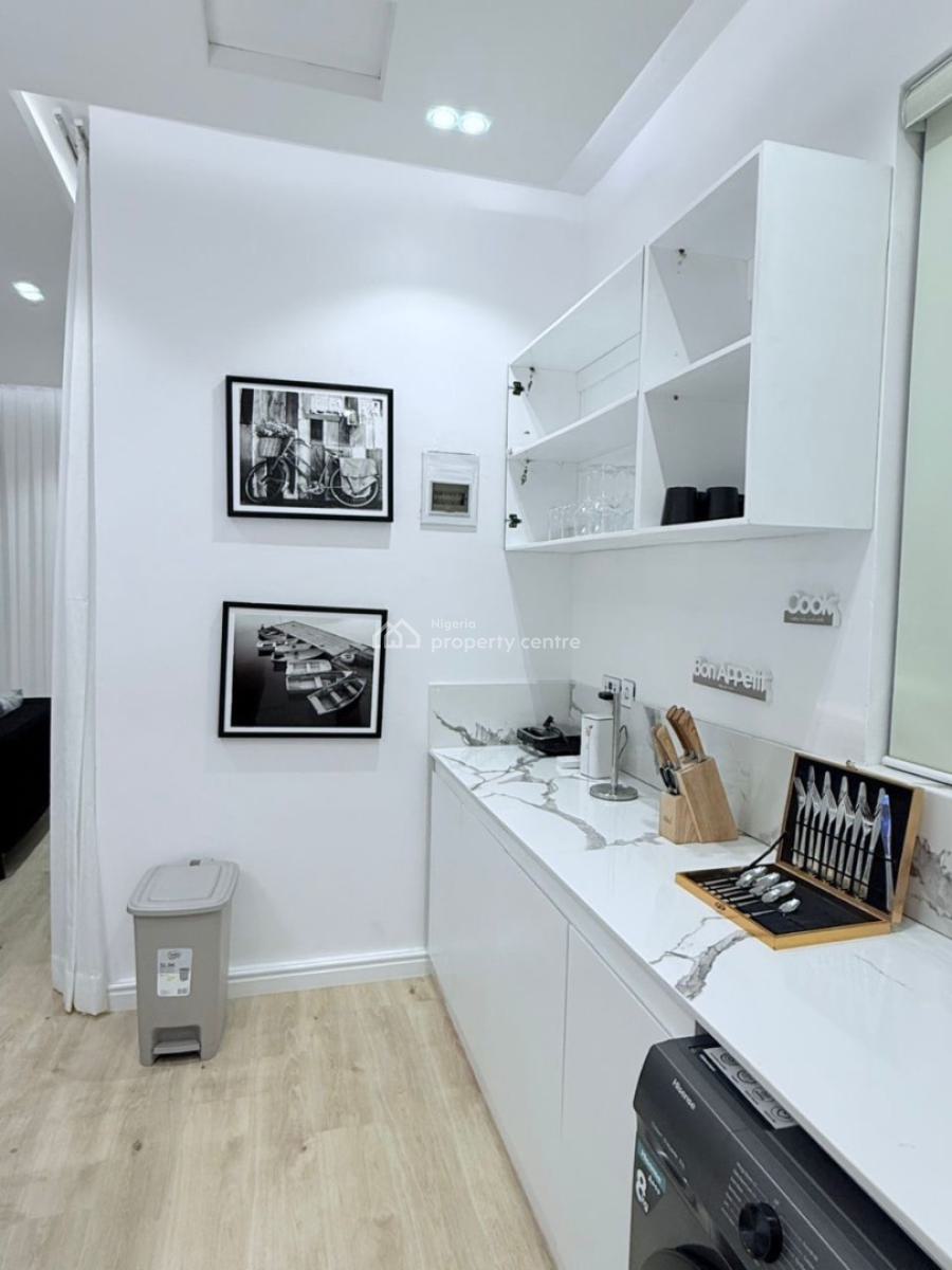 Miniflat, Lekki Phase 1, Lekki, Lagos, Mini Flat (room and Parlour) Short Let